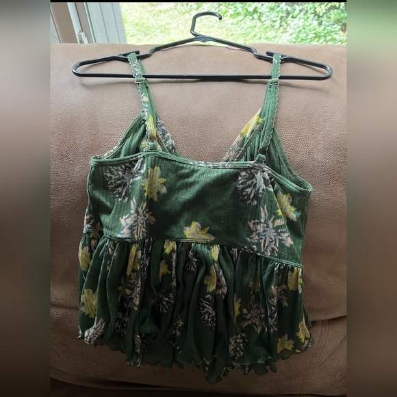 EUC🔹️Free people Medium Strappy Tank - Picture 4 of 5